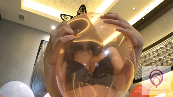 ピーチバルーンクラブ No.10-1 MIYA大量の風船割り - 画像 (13)